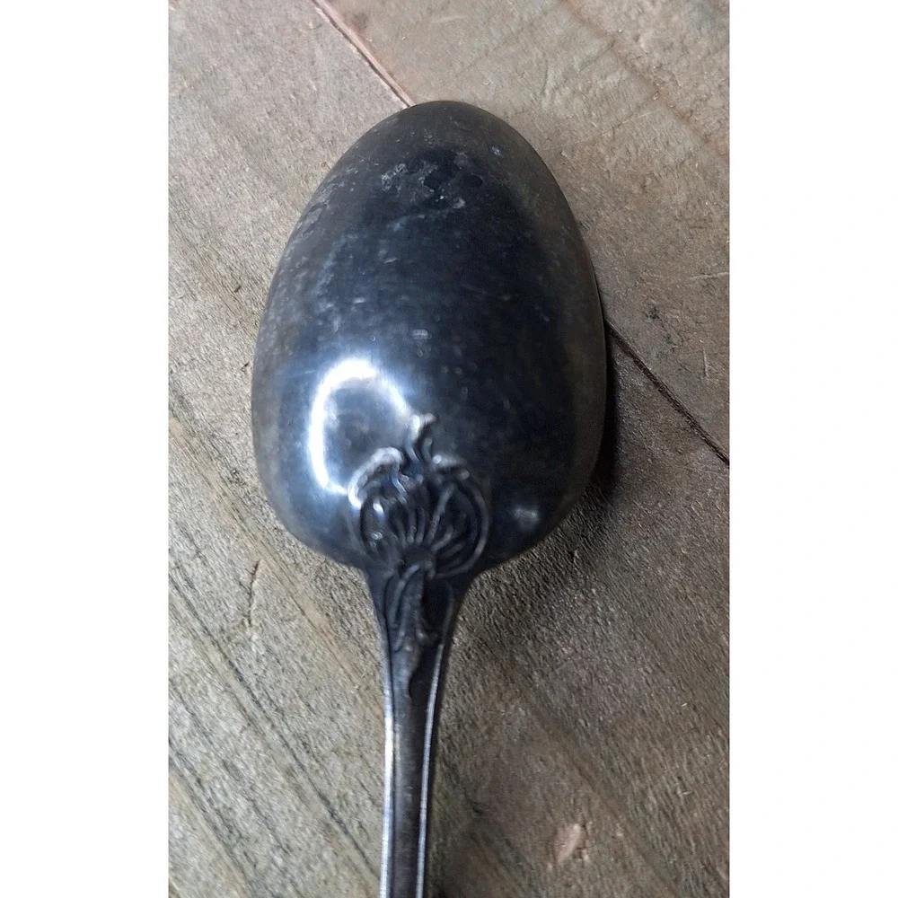 Unbranded vintage souvenir